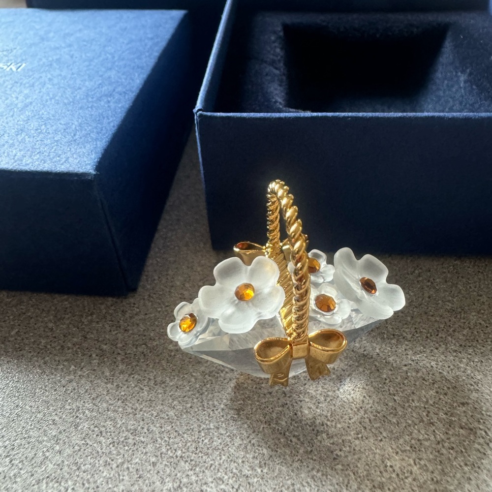 Swarovski Crystal Flower Basket with Gold Accents, new in box